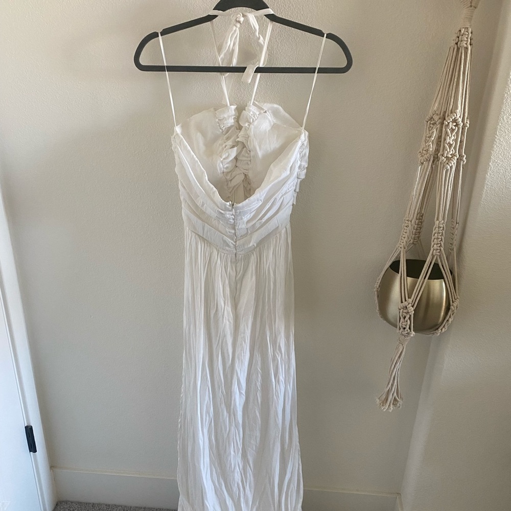 LuLu’s White Maxi Dress - Picture 4 of 4